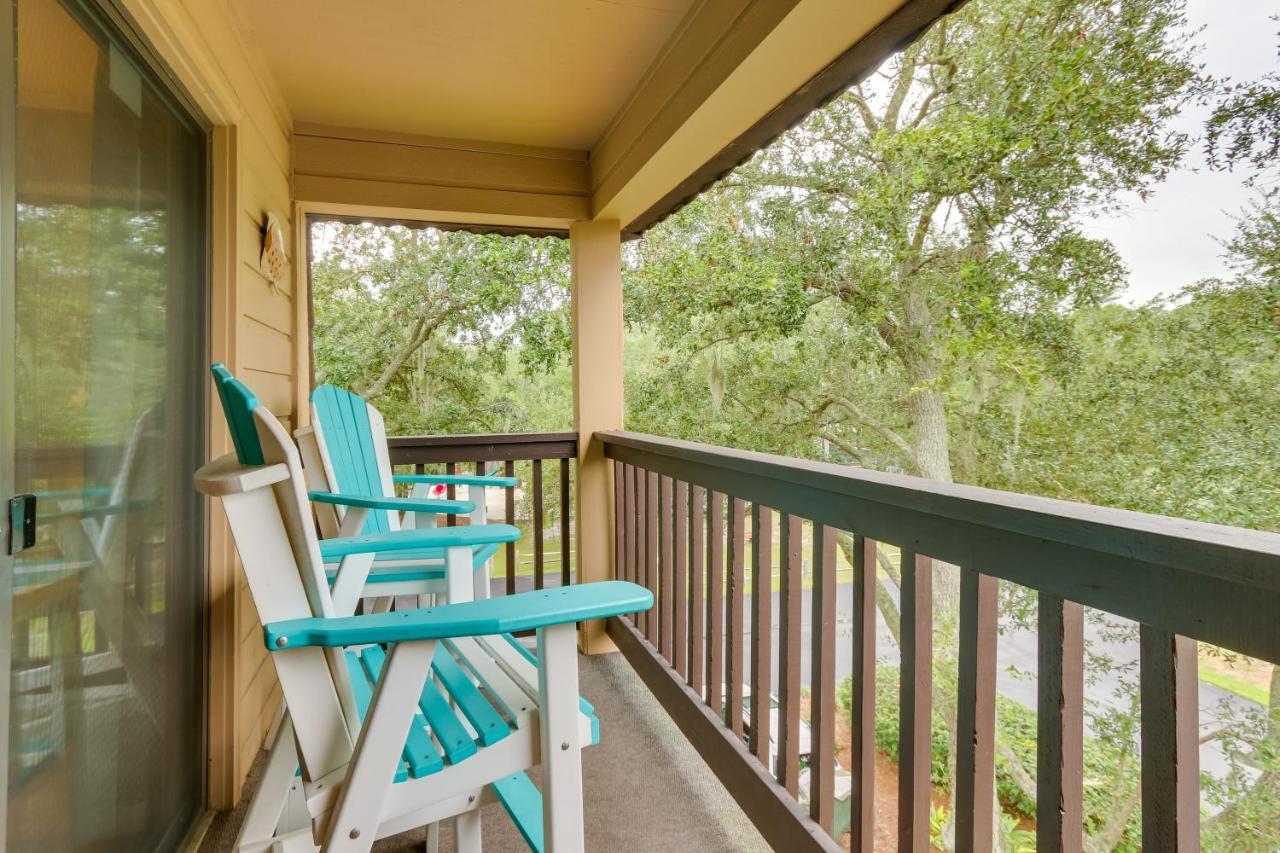 Hilton Head Condo With Balcony And Pool, Walk To Beach Hilton Head Island Exterior photo